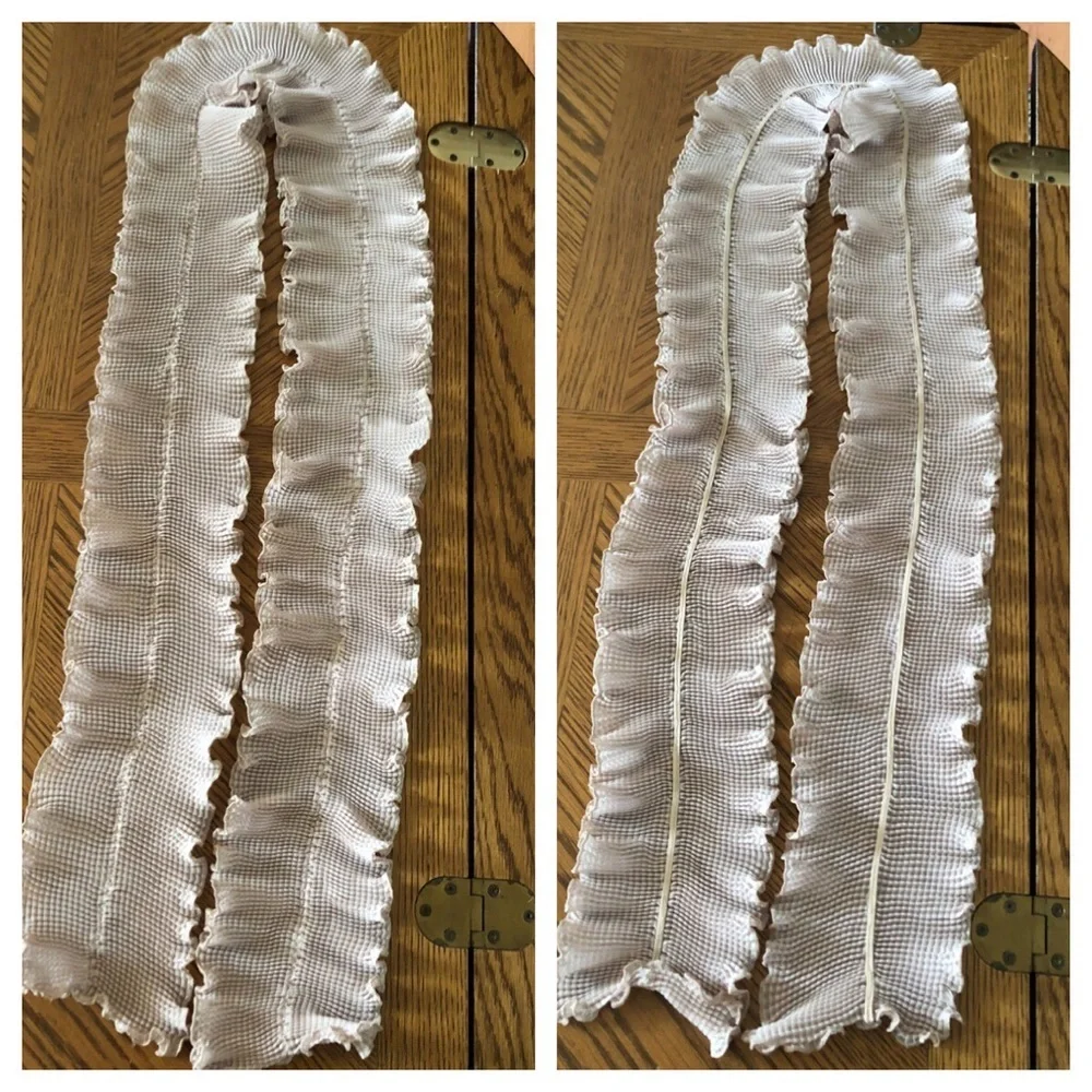 Vintage Beige Ruffle Scarf